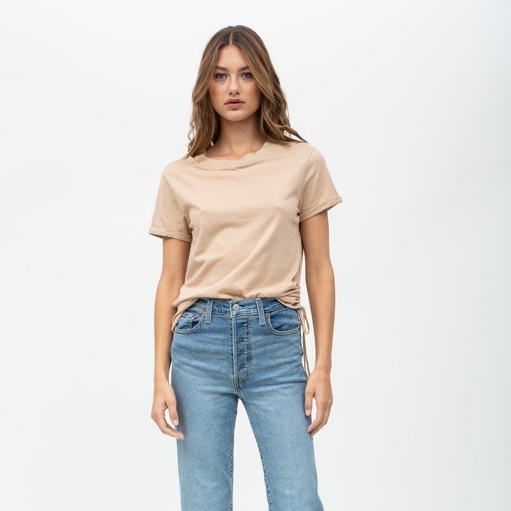 𝅺nwt N:Anthropology VANCOUVER TEE